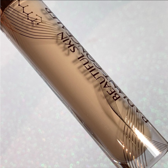 Charlotte Tilbury Concealer 7 Medium BNIB - Picture 2 of 3